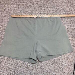 Cherokee Olive Green Athletic Shorts women’s plus size 22 Drawstring waist